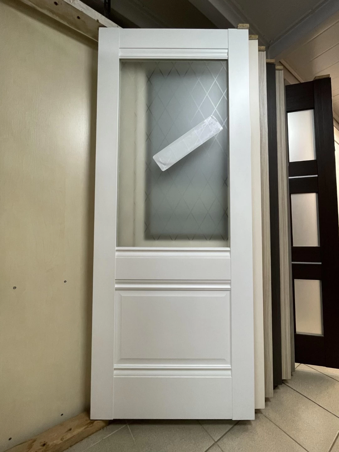 Полотно Profil Doors 2U. Экошпон. Остекление ромб. Цвет Аляска. Новое. 800*2000 мм