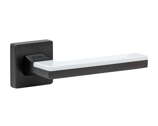 System / LARISSA SQ BBN/BBN/AL7